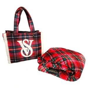 Victoria's Secret Plaid Large Tote and Blanket Throw Set Holiday Trend Purse Bag